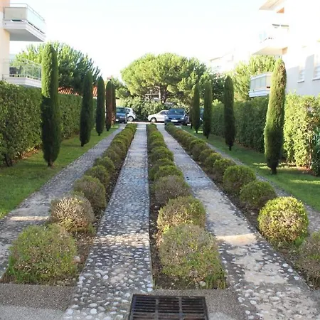 Les Jardins D'Antibes;Sea, Pool, Secluded Terrace.. 昂蒂布